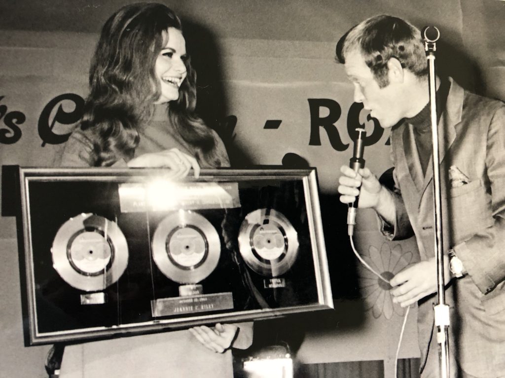 Round Top's Jeannie C. Riley Shares Her Starry Nashville Music Memories ...