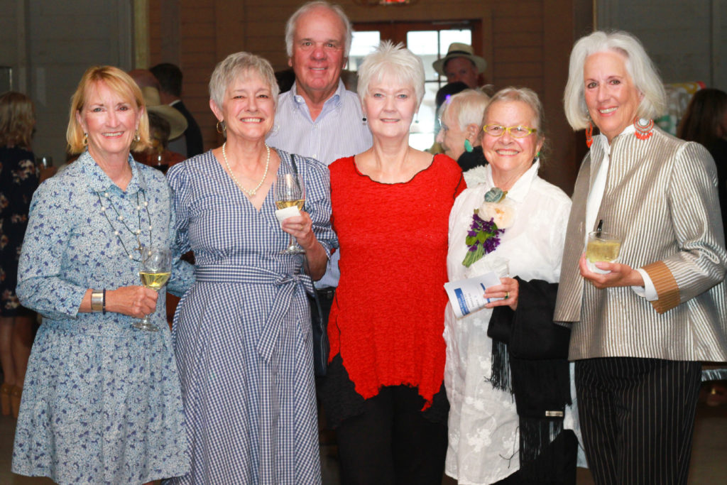 GJAS Gala-Goers at The Compound