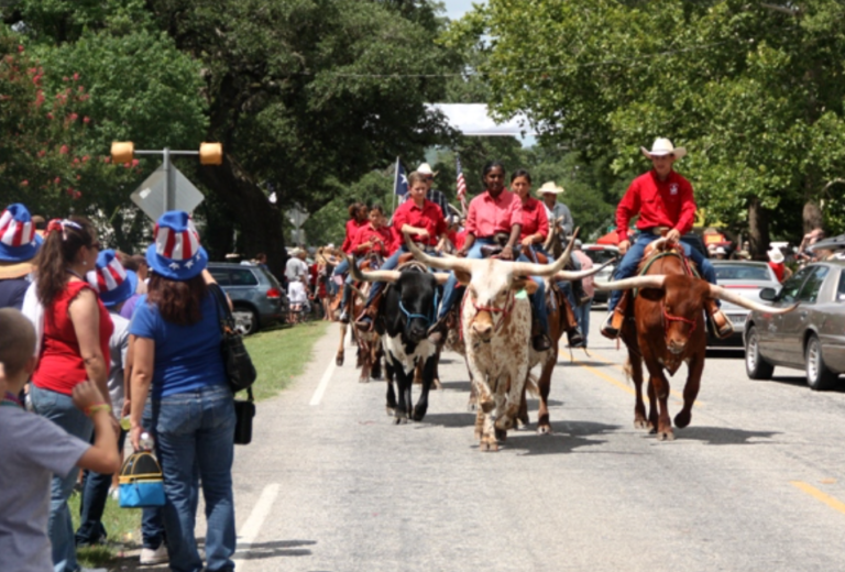 Historic Independence Day Down Town Parade Round Top