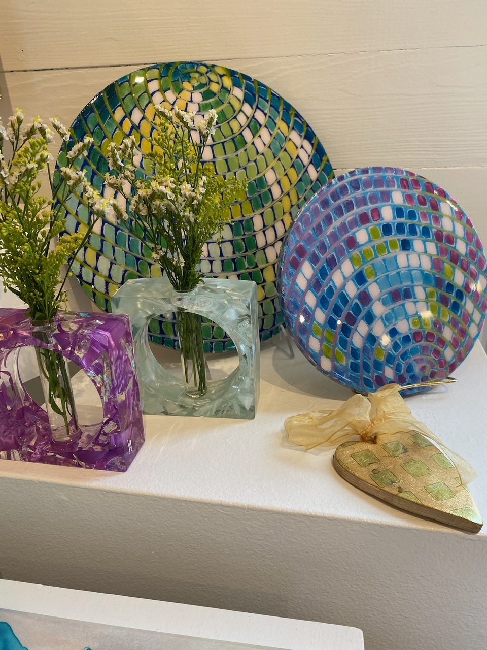 Your Guide to Round Top's Underrated Art Power YearRound Galleries to