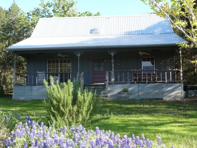 Gray Rooster Guest House 768x576