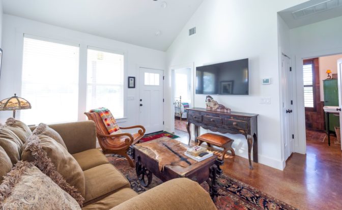 Living Room A 672x414