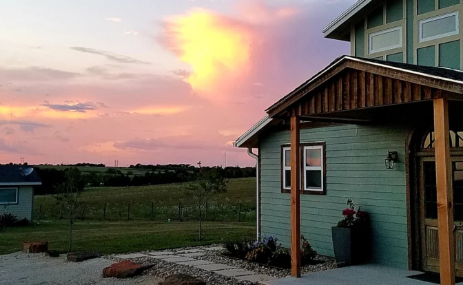 crw 2480h 1240 672x414