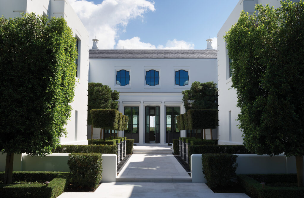 McAlpine_p132-133 (Photo by Simon Upton)