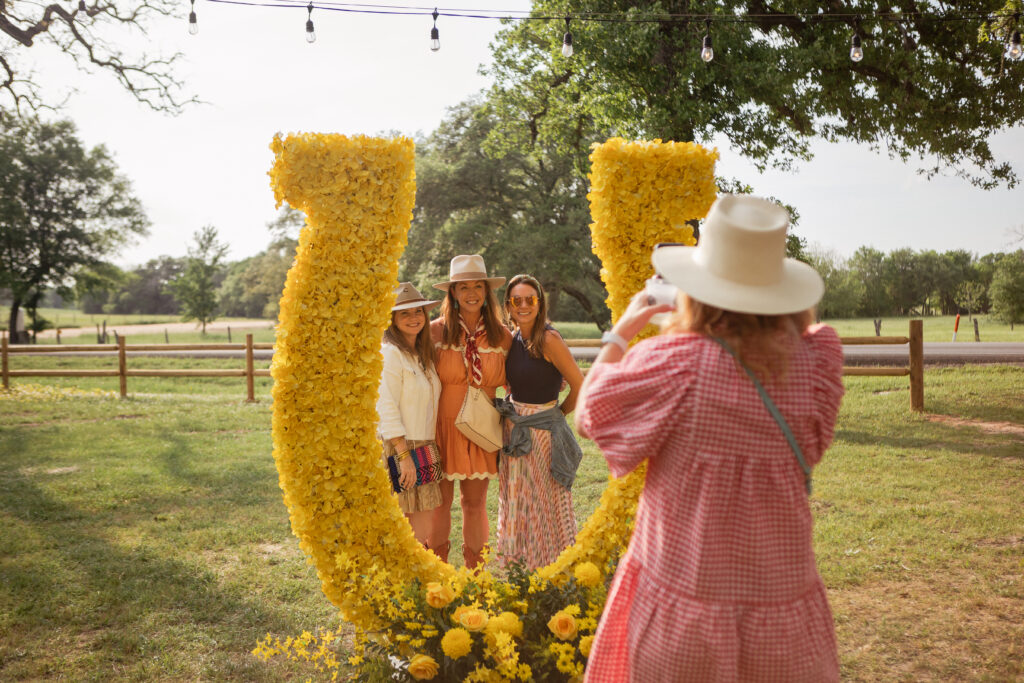 JGxKendraScott-Crowd-3