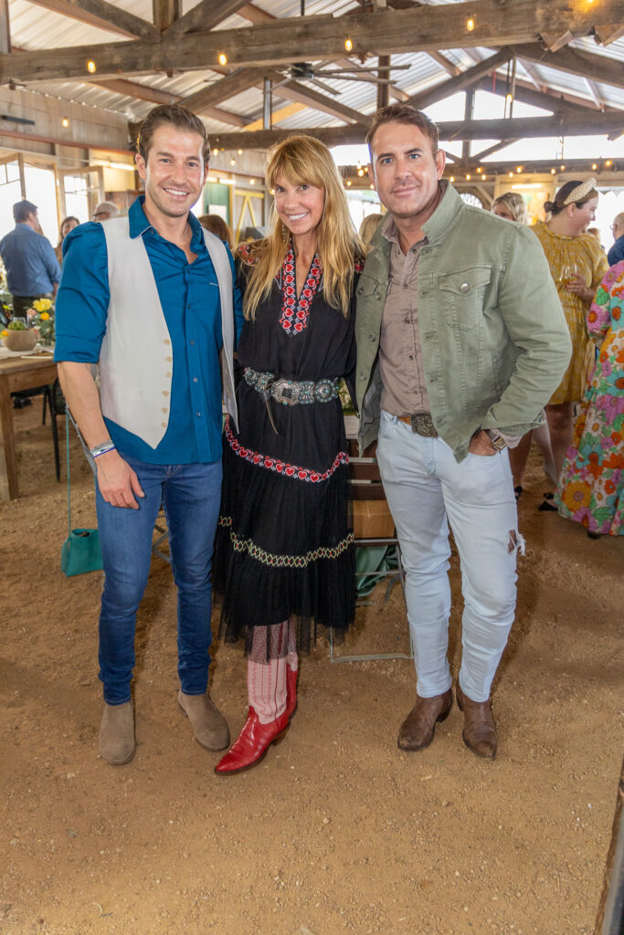 Tanner Moussa, Chesie Breen, Doniphan Moore at The Halles Benjamin Moore Designer Dinner (Photo by Jordan Geibel)