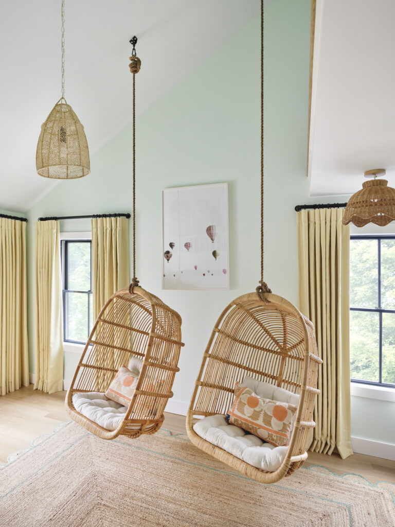 26-Southold-Daughters-Bed