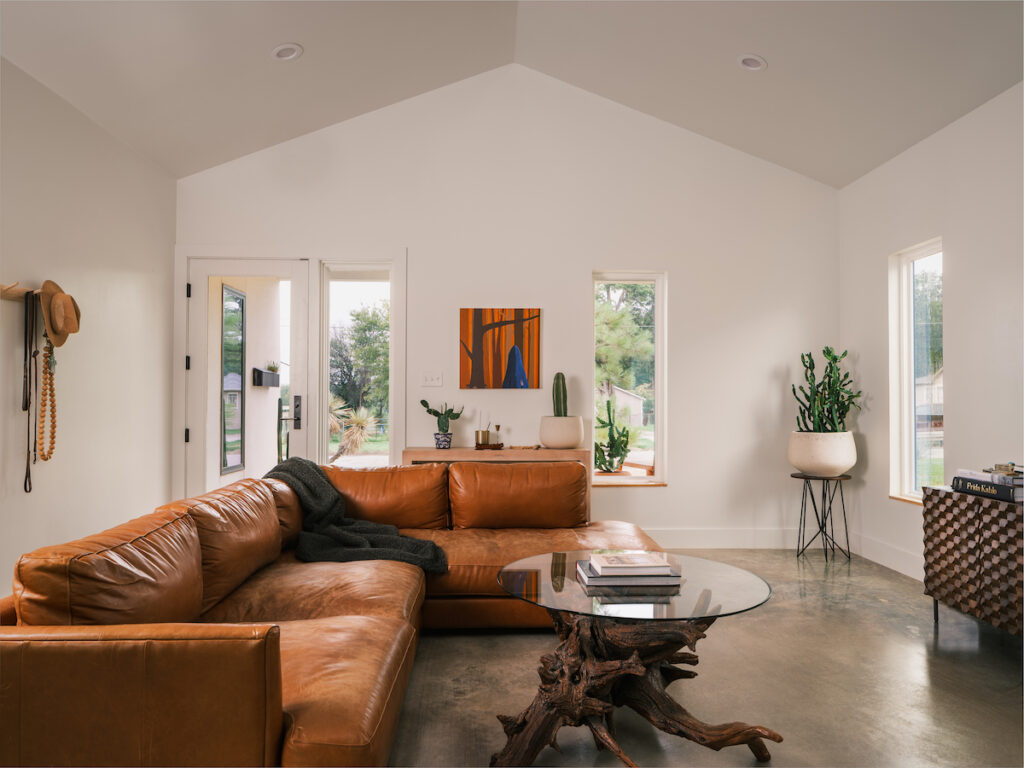 PhotoCredRobert-G-Gomez