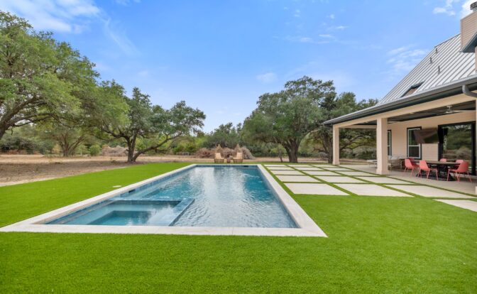 52 web or mls 696A8206 672x414