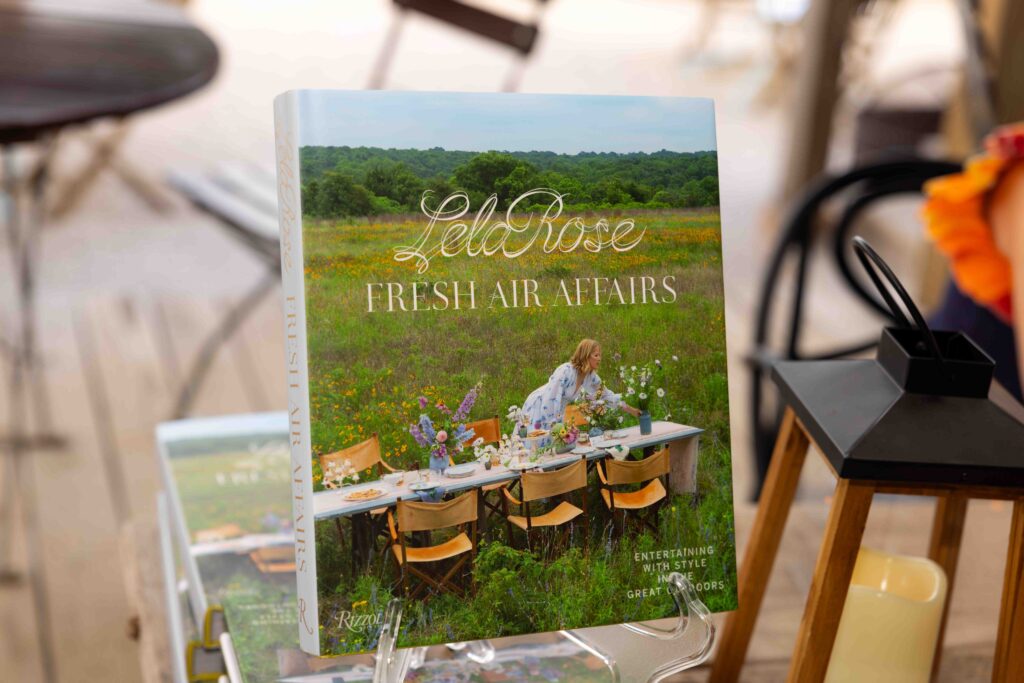 22Fresh-Air-Affairs22-by-Lela-Rose-published-by-Rizzoli-569A7140