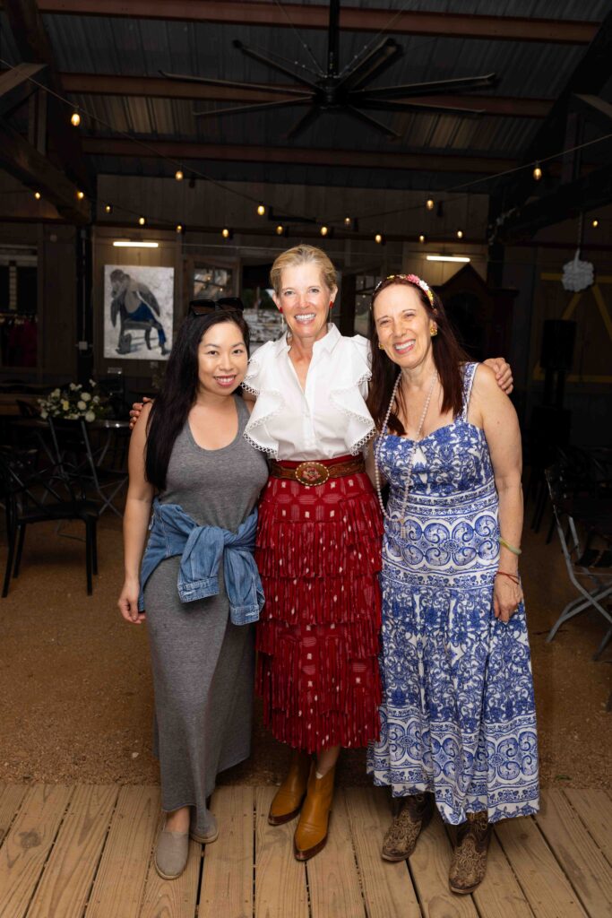 Becky-Hollands-Lela-Rose-Catherine-D.-Anspon-569A7178