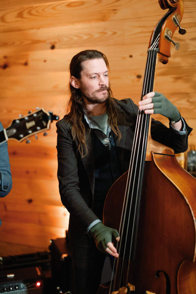 Garden & Gun Round Top