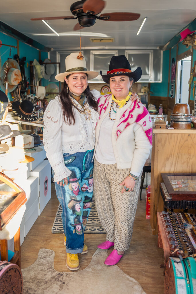 RDS_2078 A Botts Willis’ Ashley & Kate Bridges-Willis (Photo by Heather Robards)