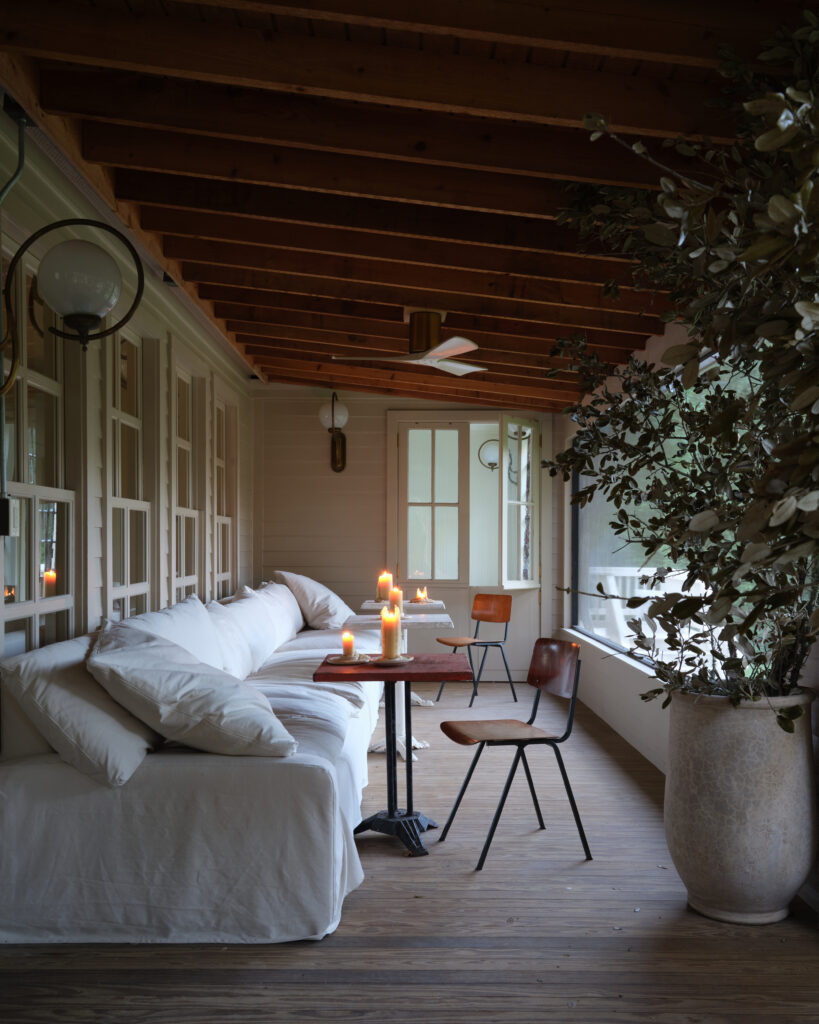 LEANNE_GRACE_ROUND_TOP_191