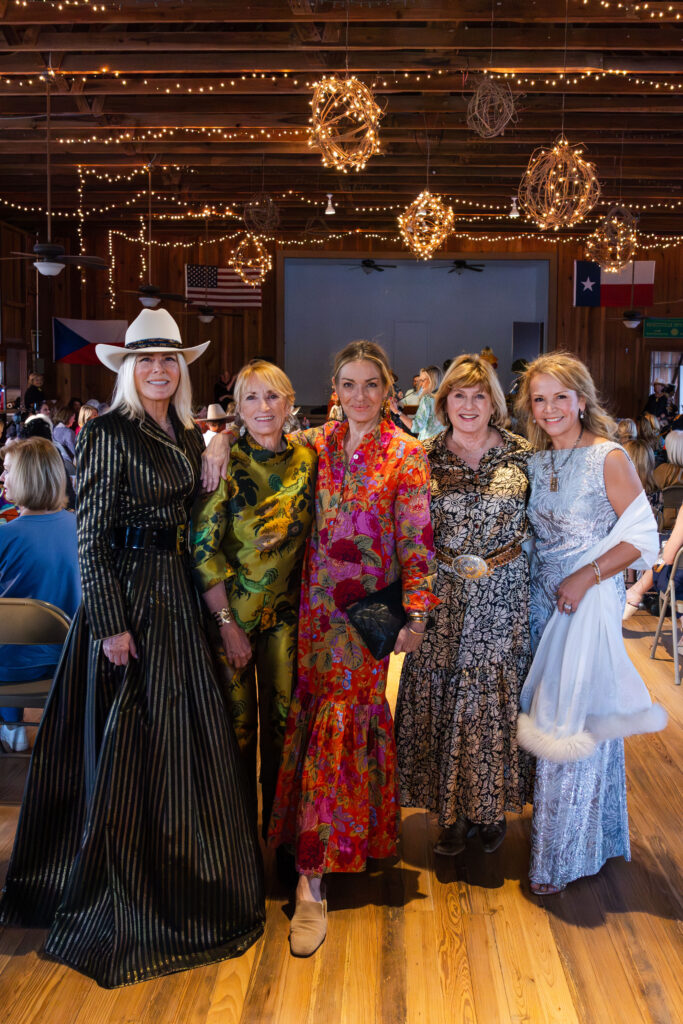 583 Kathy Young, Debbie Myer, Tina Davis, Linda Plant, Clemencia Larimore_69A6725-Enhanced-NR