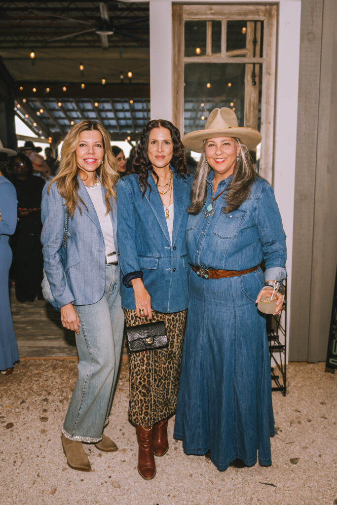 RDS_2769 Kate Peris, Justine Shapira, Audrey Franz