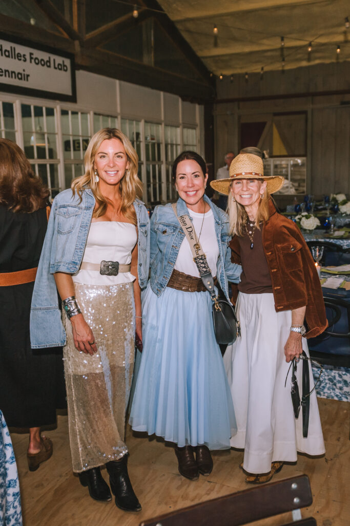 RDS_2809 Kristen Nix, Julie Dodson, Jeanne Tardif.