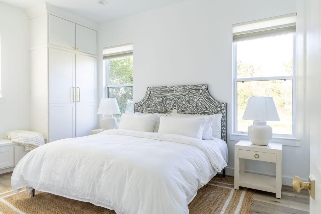 Retreats_Air_15_1080