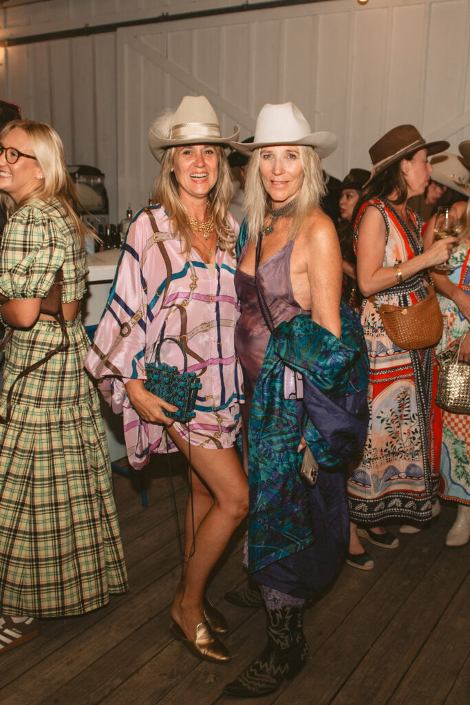 RDS_2855 Tonya Hawkes, Katharine Story