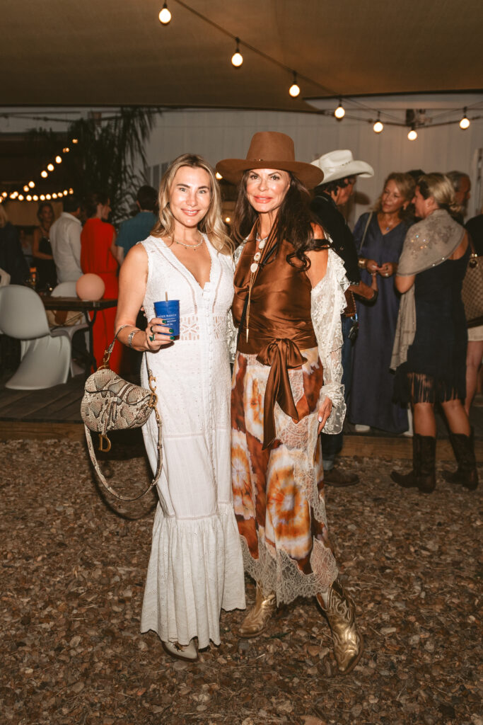 RDS_2884 Kendra Oden, Kelly Anzalotti