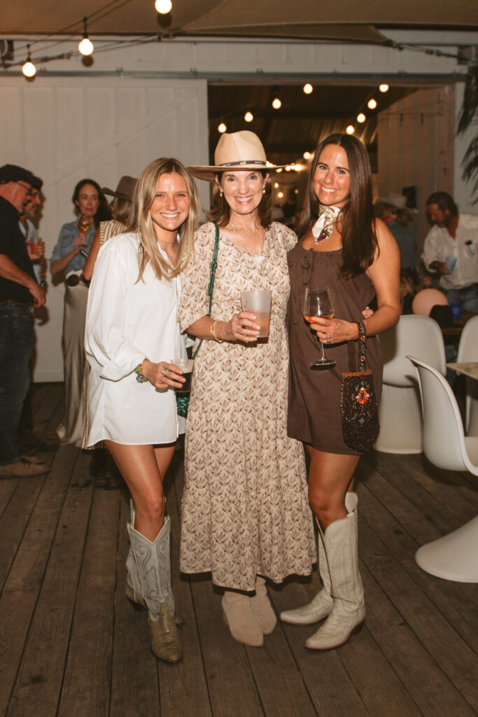 RDS_2979 Tess Williams, Betsy Austin, Madeleine Hazelbaker