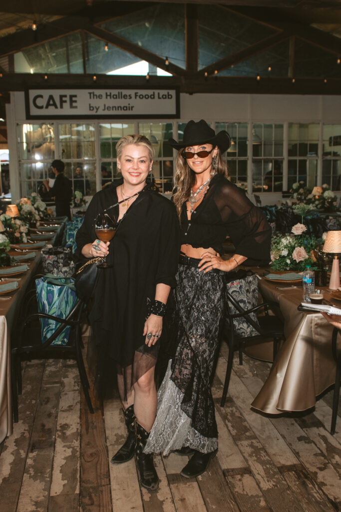 RDS_7011 Jessica Love, Rachael Dickhute