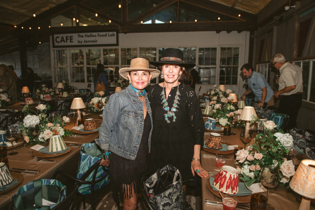 RDS_7082 Mary Anne Gallagher, Susan Sulcher