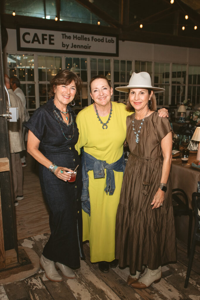 RDS_7094 Julie Taetz, Brenda Atkins, Diana Martin