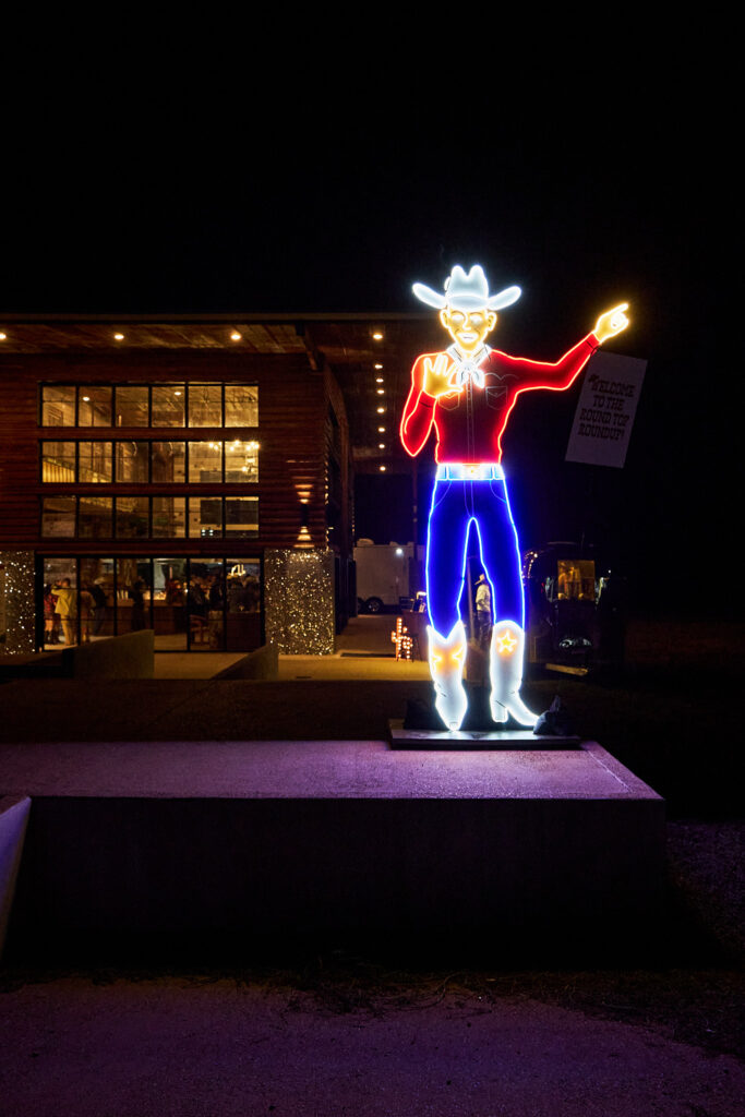 RTFF-01-PARTY-OAKBONES-0008