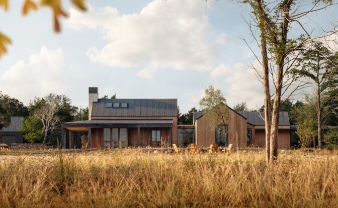 Farmhouse Exterior credit Chase Daniel 672x414