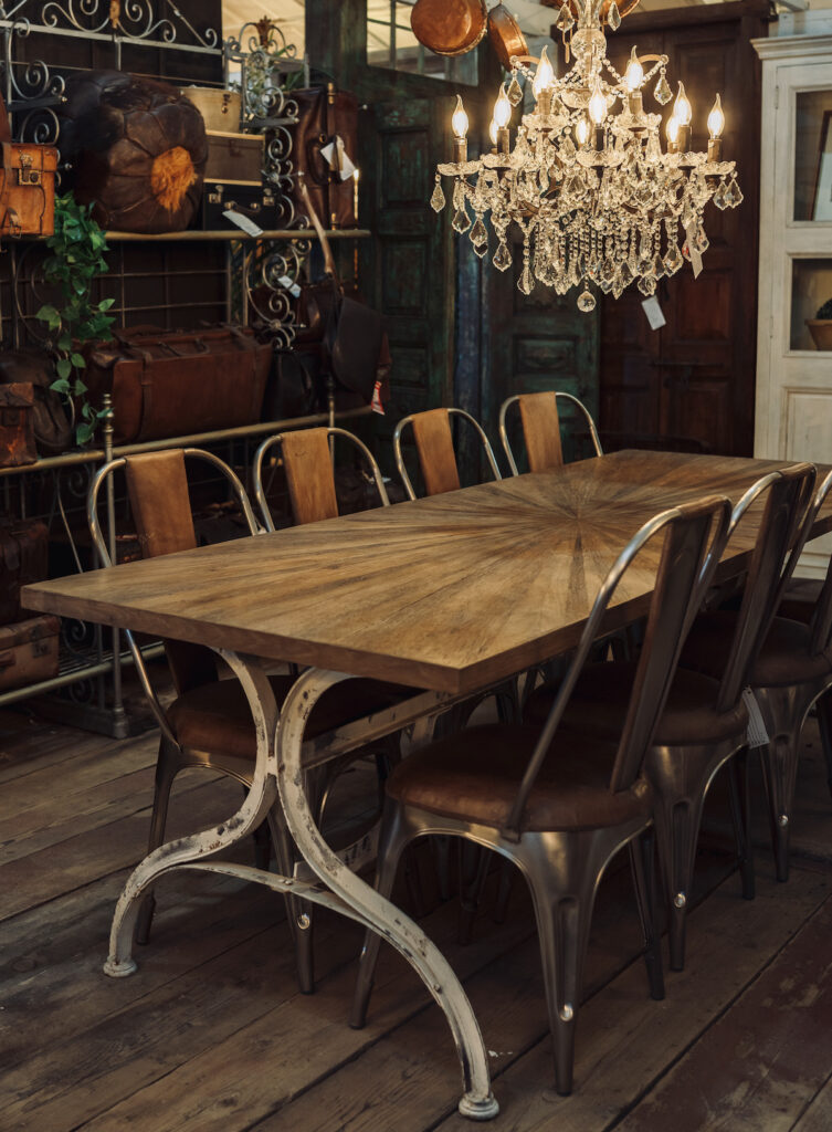 McLaren’s Antiques & Interiors