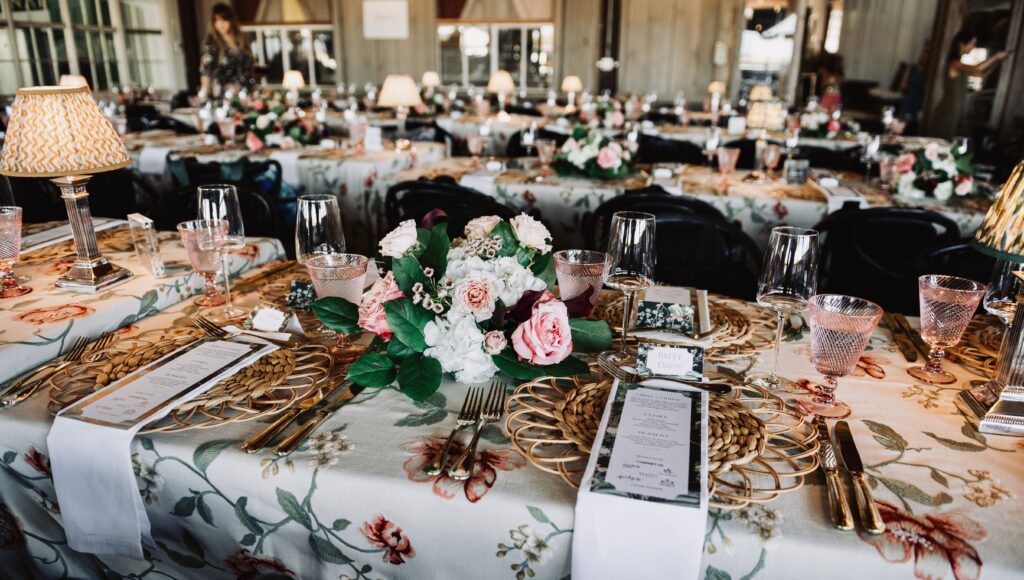 Table design by A Fair Extrarordinaire (Photography by Heather Robards)