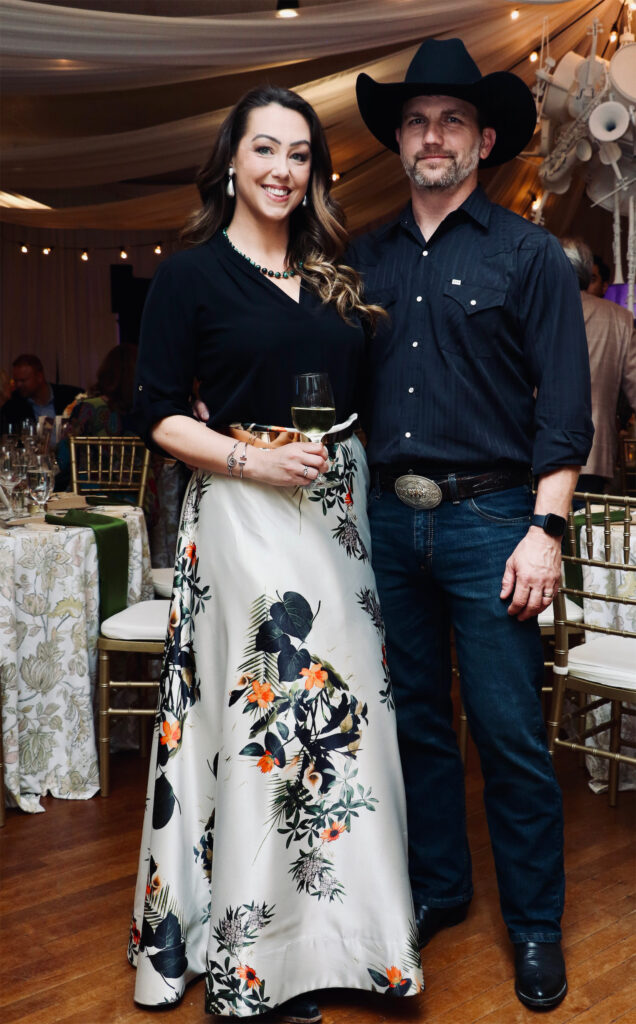 Susannah & Mark Mikulin AJ6A8781 (Photo by Chris Pierre Bachman)