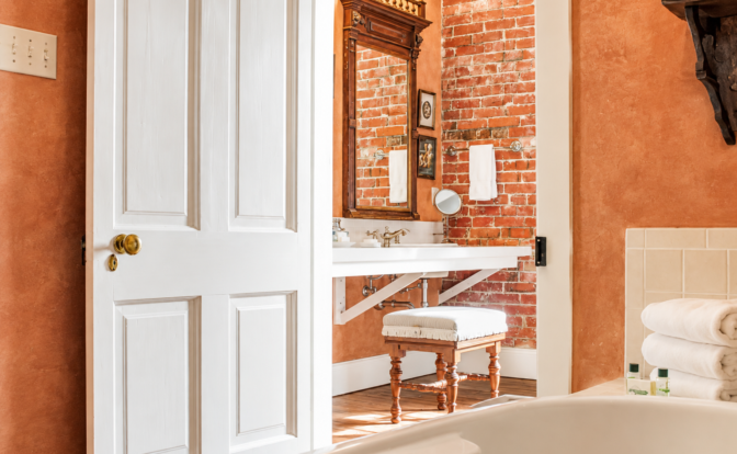 bathroom asi 1 672x414