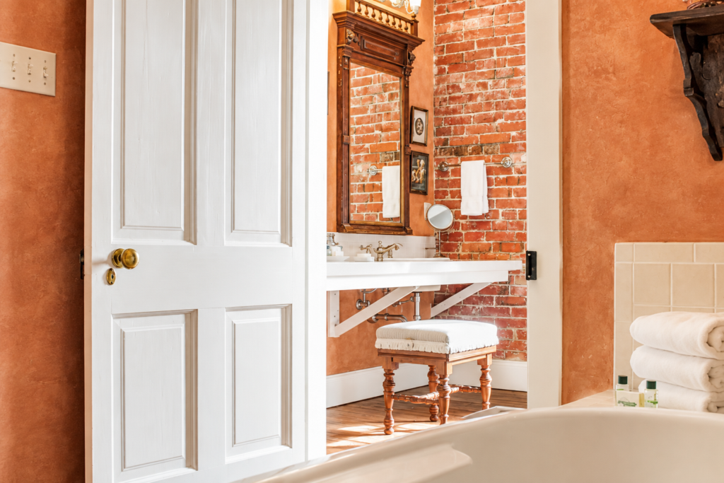 bathroom asi